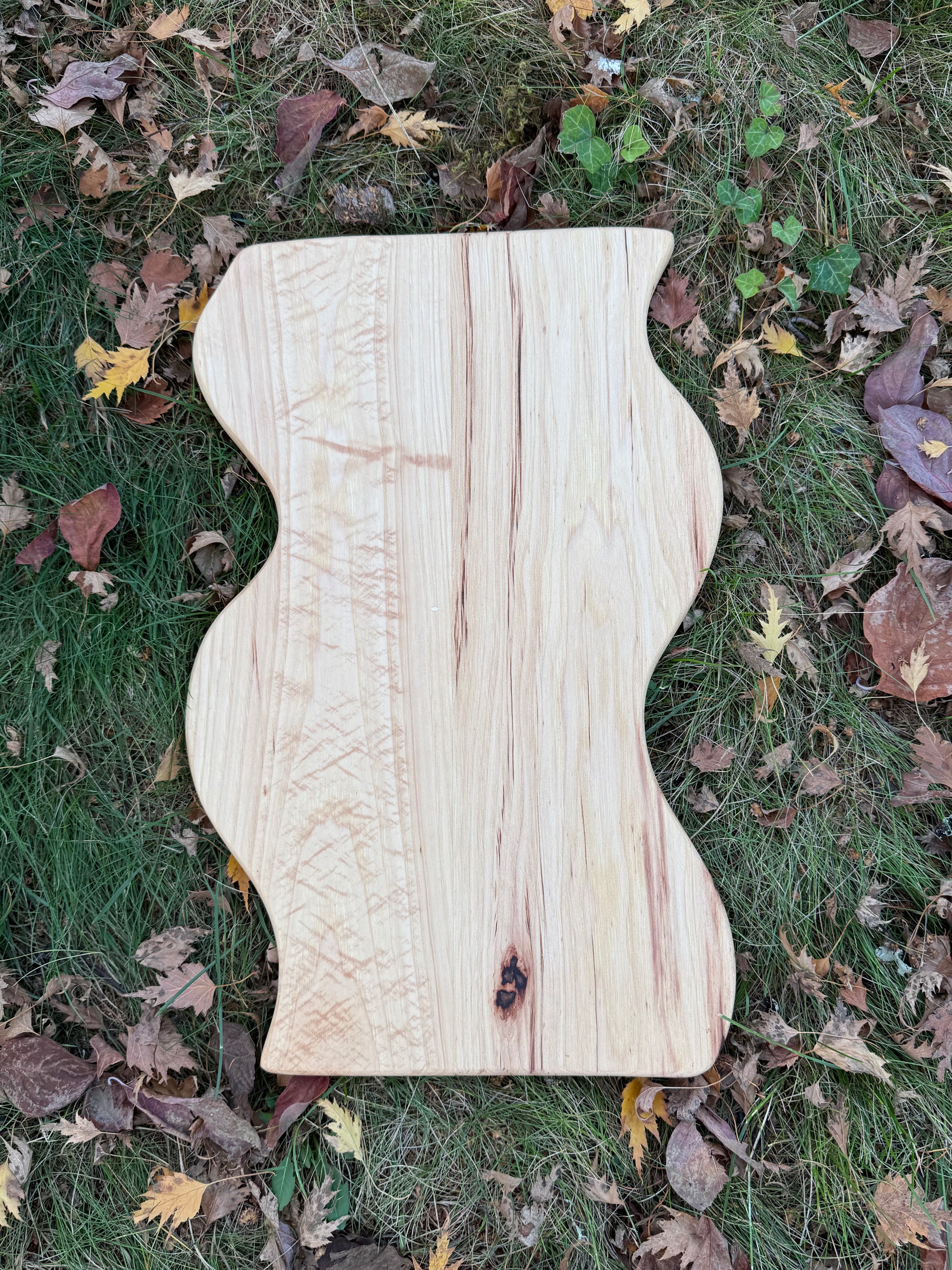 Handmade_Wood_Serving_Board_rill_birch