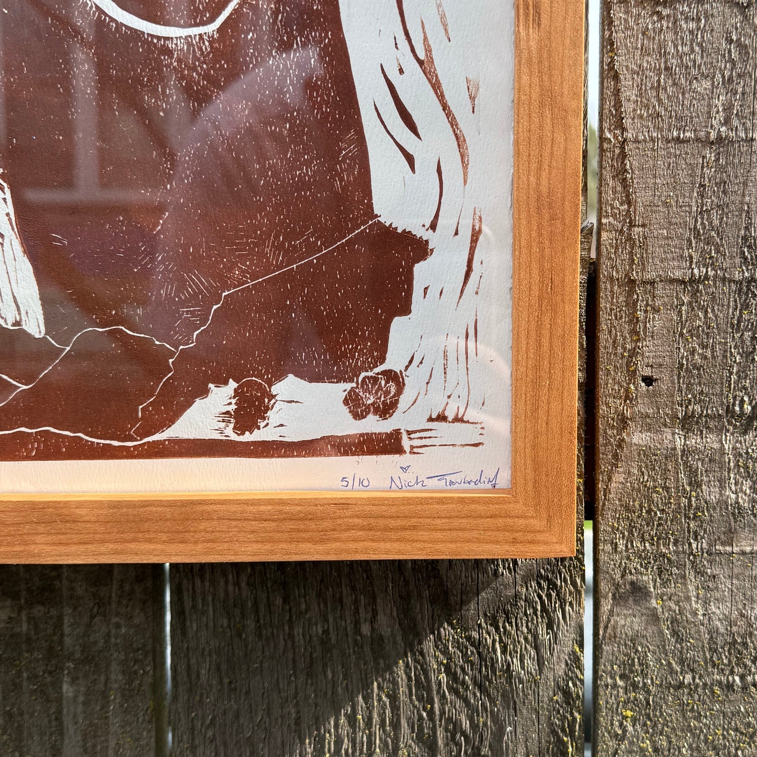 cherry_wood_frame with traditional style